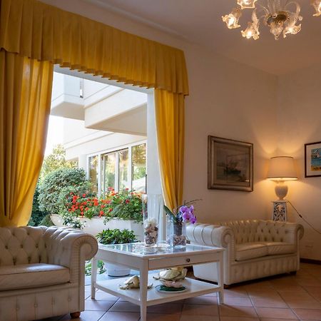 Hotel Sylvia Lido di Camaiore Exterior photo