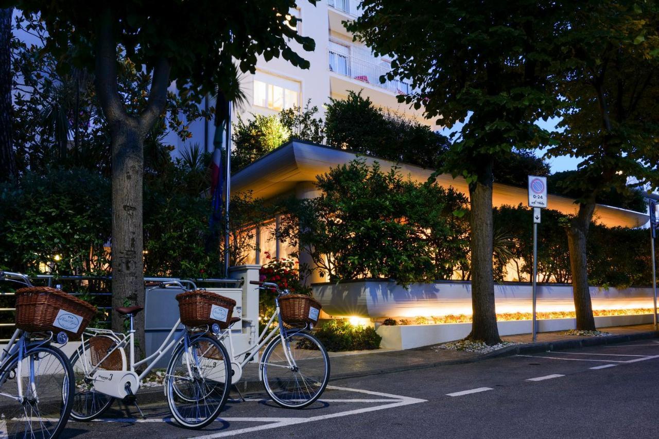 Hotel Sylvia Lido di Camaiore Exterior photo